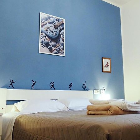 Music House - Metro M4 - Linate - Citta Studi Apartment มิลาน ภายนอก รูปภาพ