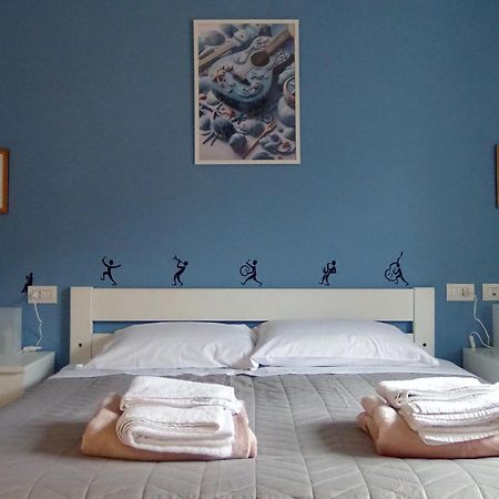Music House - Metro M4 - Linate - Citta Studi Apartment มิลาน ภายนอก รูปภาพ